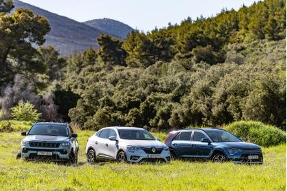 Jeep Compass e-Hybrid vs KIA Niro Hybrid vs Renault Arkana E-Tech
